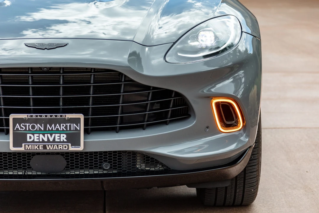 2021 Aston Martin DBX - Image 13 of 31