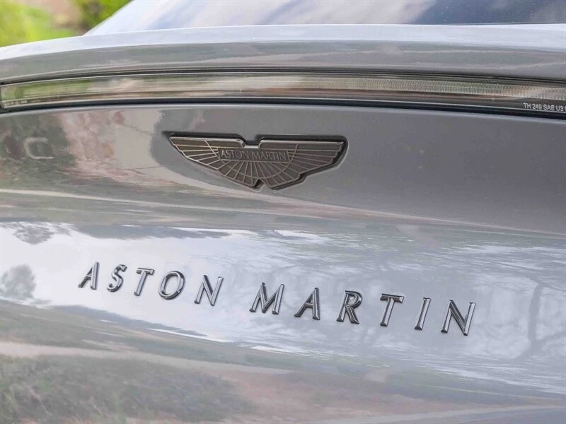 2021 Aston Martin DBX - Image 12 of 21