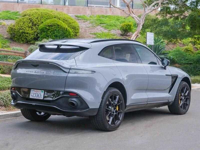 2021 Aston Martin DBX - Image 8 of 21