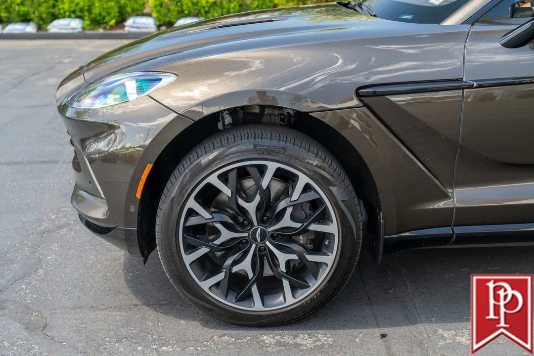 2021 Aston Martin DBX - Image 3 of 21
