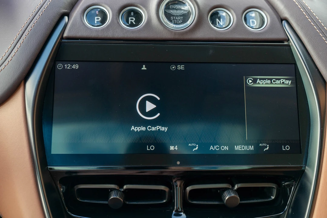 2021 Aston Martin DBX - Image 22 of 31