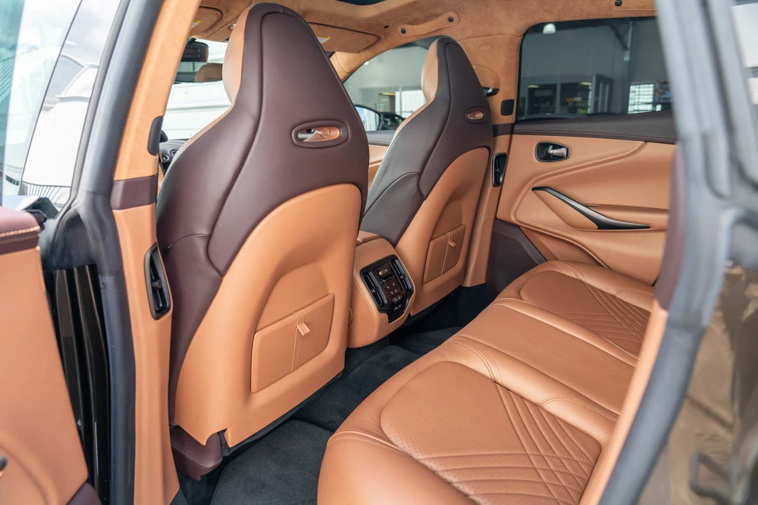2021 Aston Martin DBX - Image 31 of 31