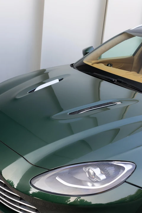 2021 Aston Martin DBX - Image 17 of 31