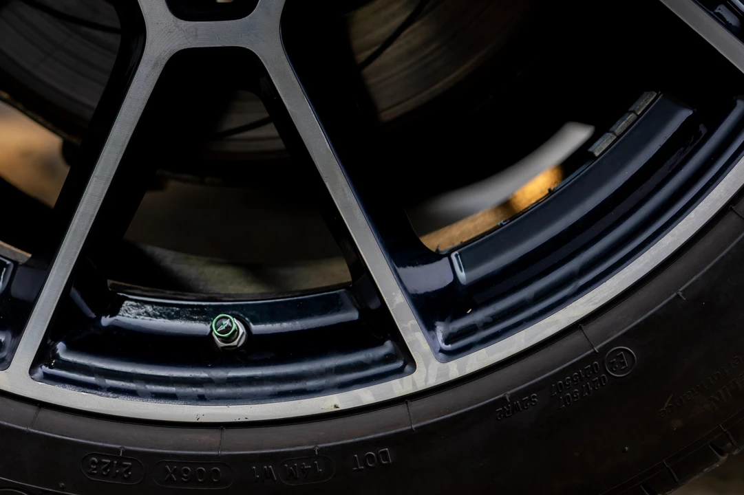 2021 Aston Martin DBX - Image 26 of 31