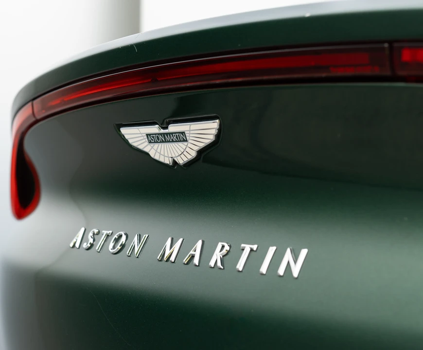 2021 Aston Martin DBX - Image 21 of 31