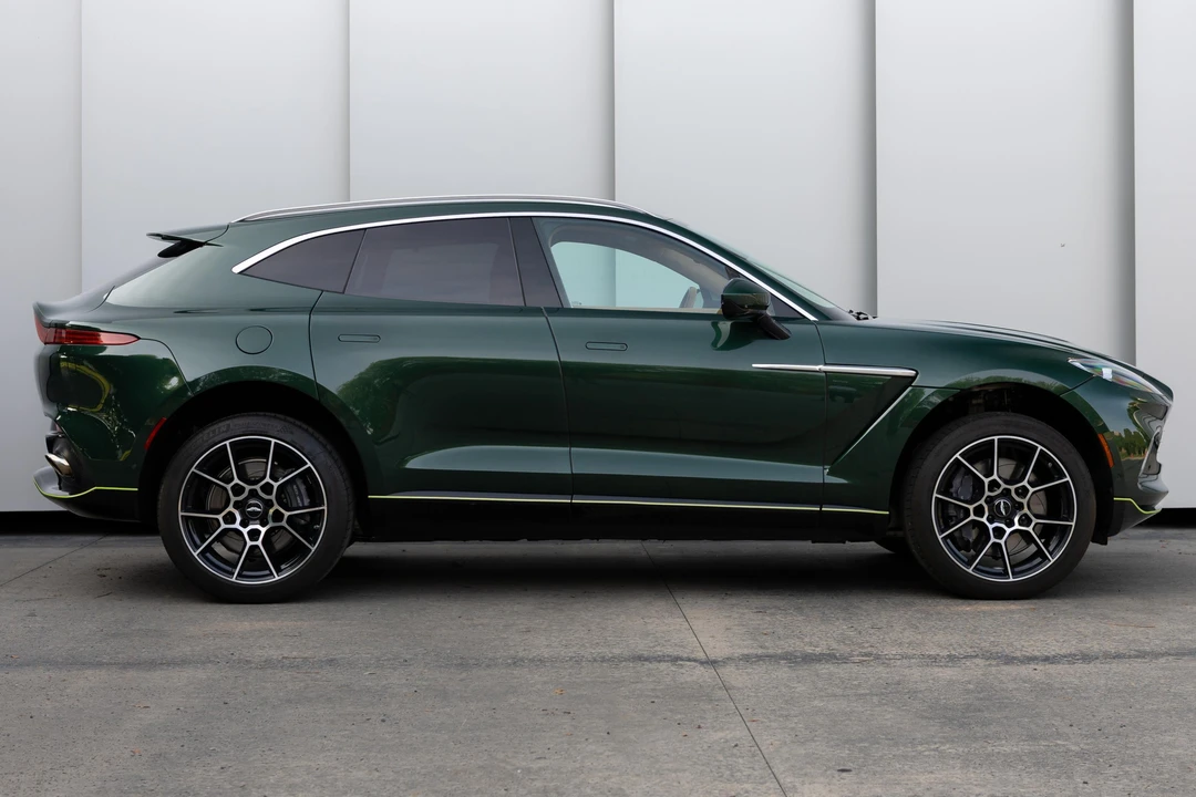 2021 Aston Martin DBX - Image 3 of 31