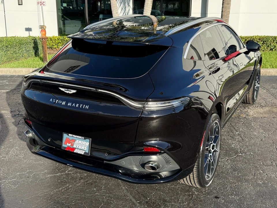2021 Aston Martin DBX - Image 18 of 21