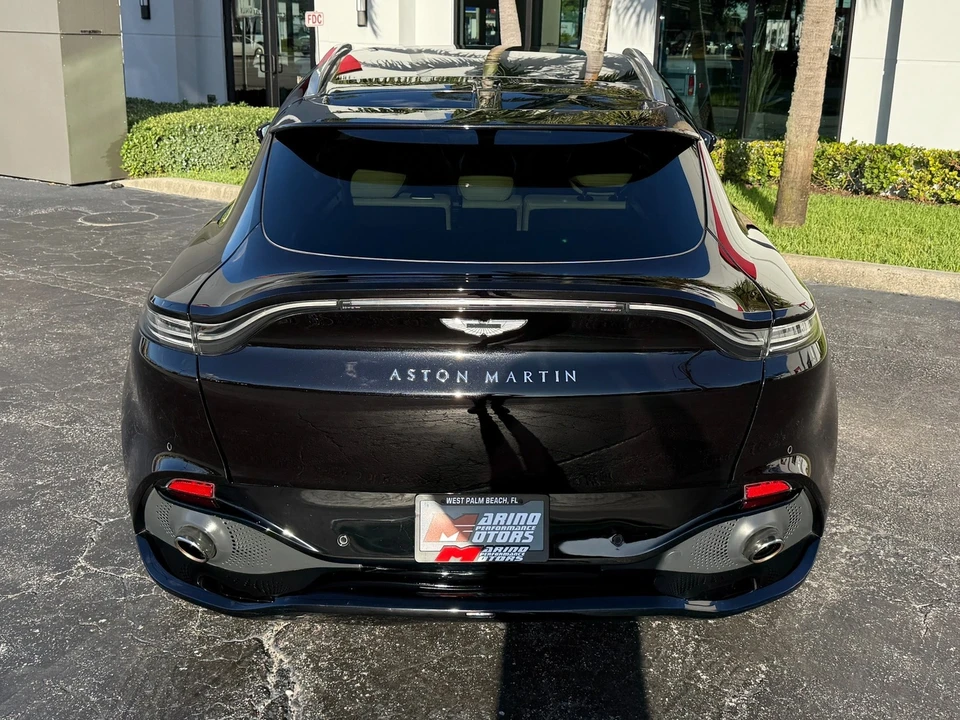 2021 Aston Martin DBX - Image 16 of 21