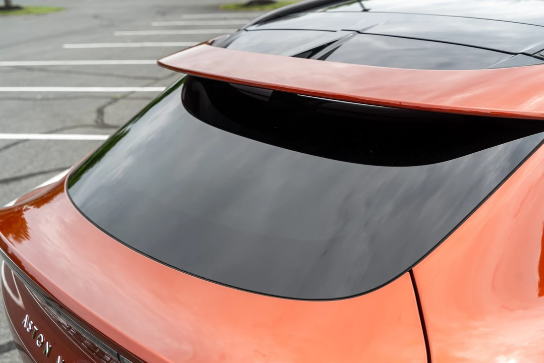 2021 Aston Martin DBX - Image 30 of 31