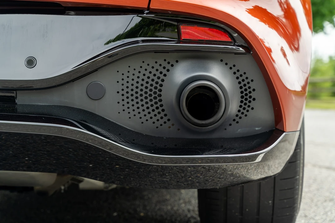 2021 Aston Martin DBX - Image 18 of 31