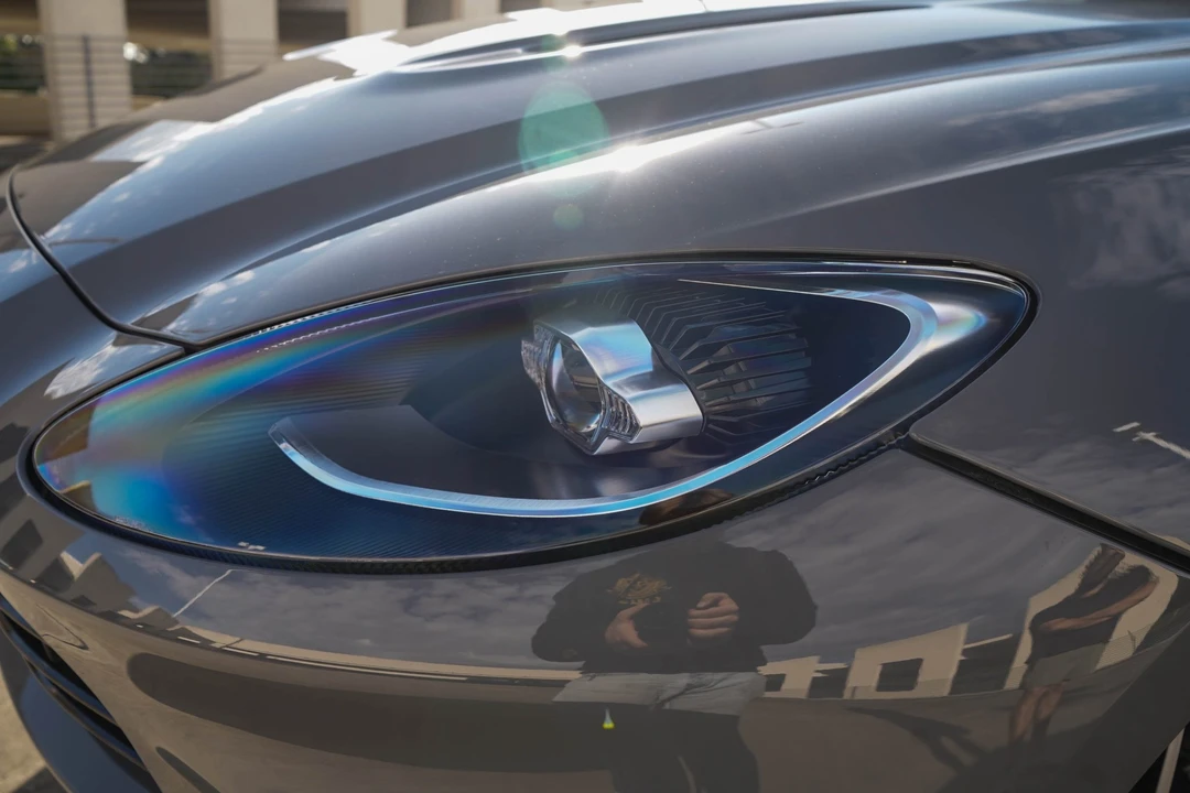 2021 Aston Martin DBX - Image 28 of 31