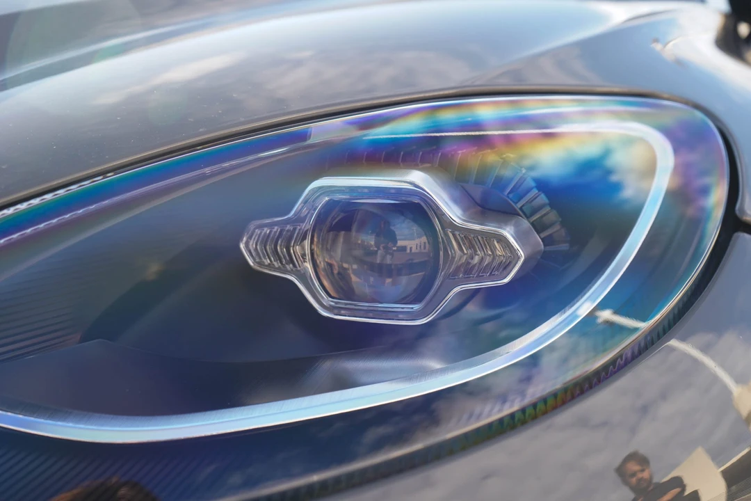 2021 Aston Martin DBX - Image 29 of 31