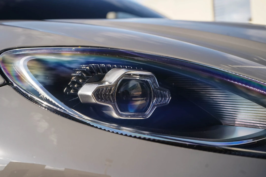 2021 Aston Martin DBX - Image 26 of 31