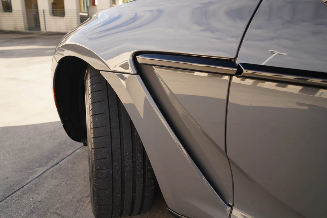 2021 Aston Martin DBX - Image 30 of 31