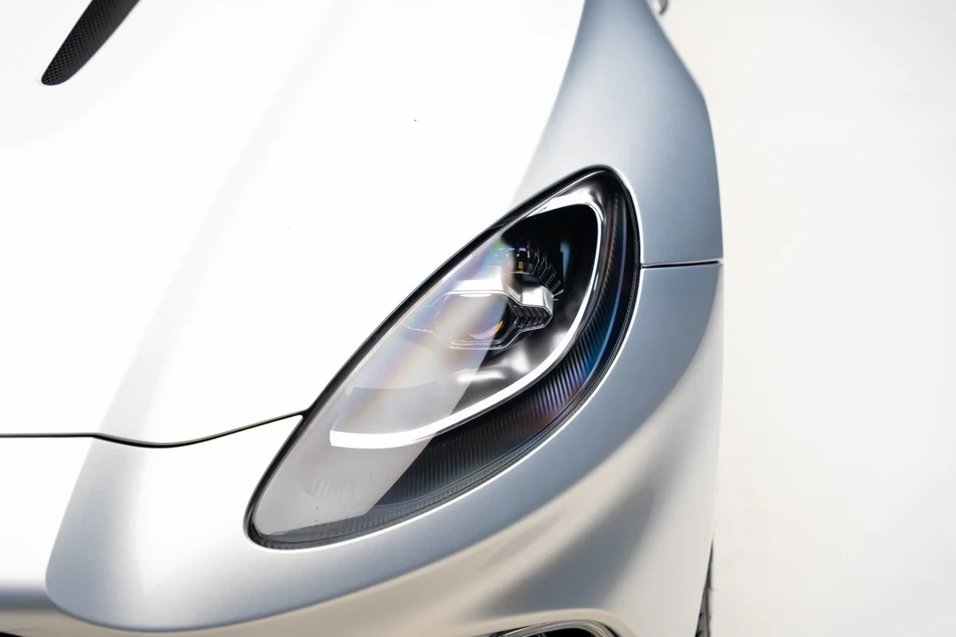 2021 Aston Martin DBX - Image 10 of 12