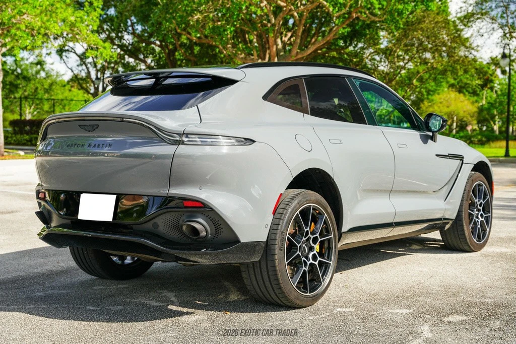 2021 Aston Martin DBX - Image 8 of 12