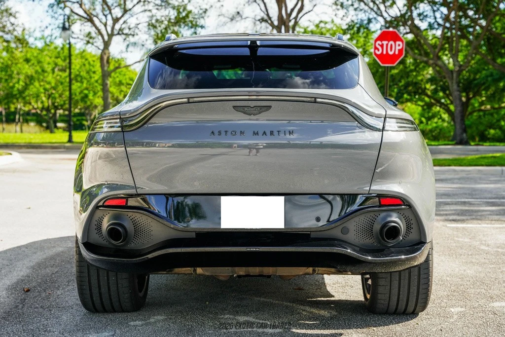 2021 Aston Martin DBX - Image 7 of 12
