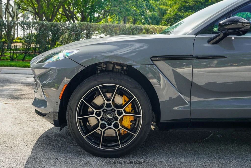 2021 Aston Martin DBX - Image 4 of 12