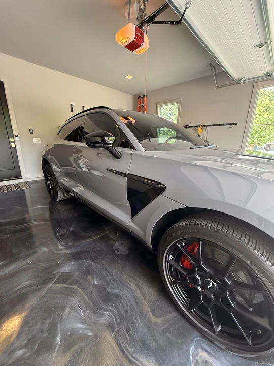 2021 Aston Martin DBX - Image 13 of 31