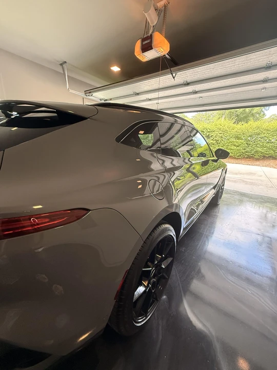 2021 Aston Martin DBX - Image 21 of 31