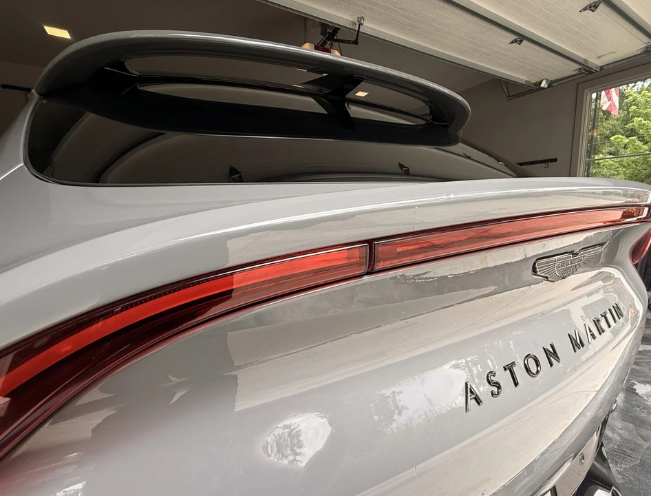 2021 Aston Martin DBX - Image 20 of 31
