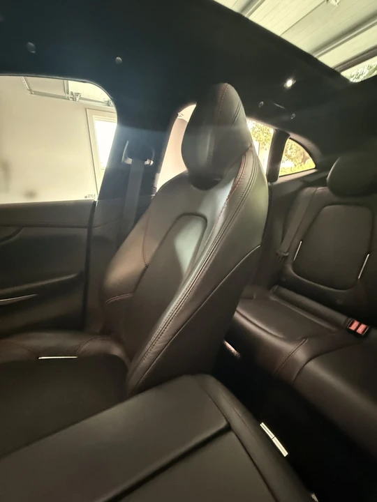 2021 Aston Martin DBX - Image 26 of 31
