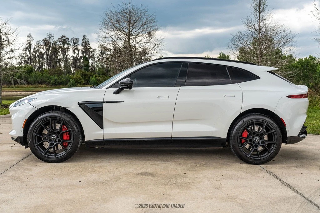 2021 Aston Martin DBX - Image 3 of 12