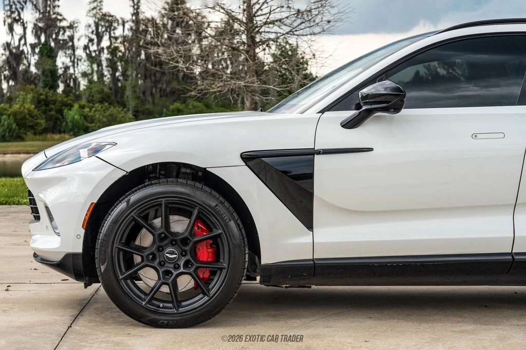 2021 Aston Martin DBX - Image 4 of 12