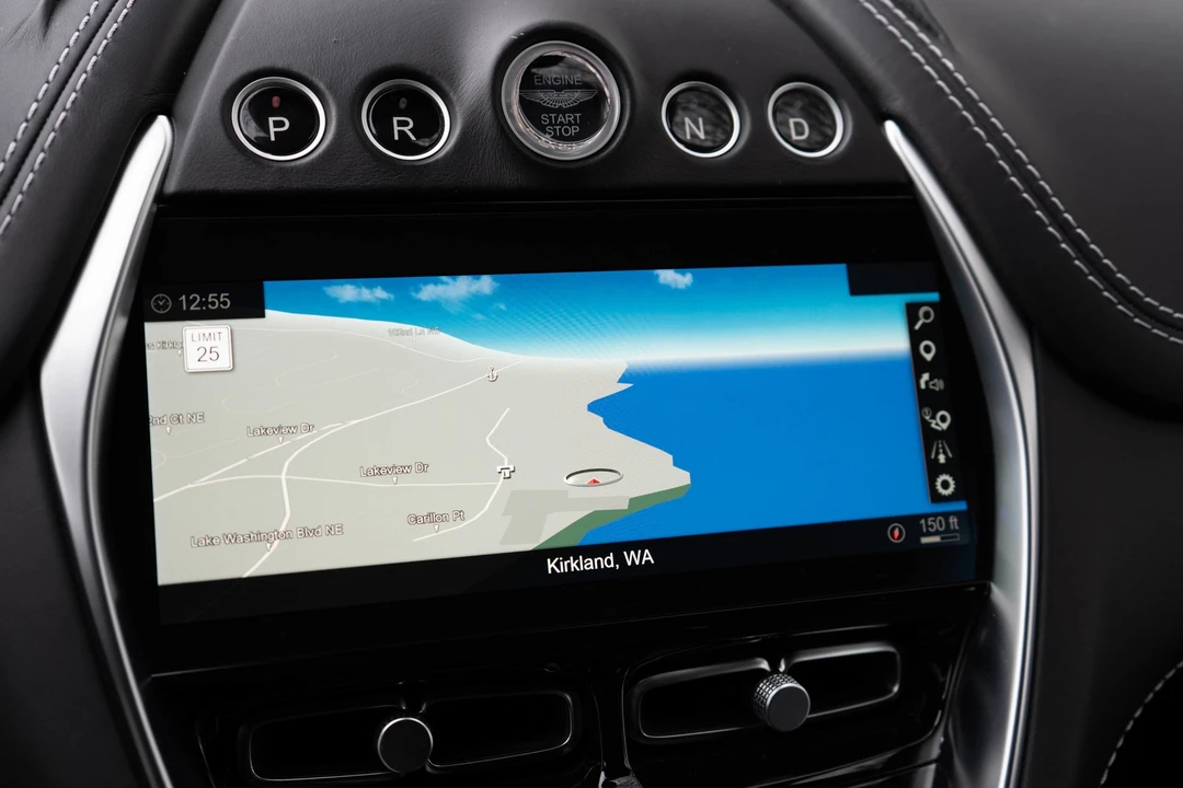 2021 Aston Martin DBX - Image 20 of 21