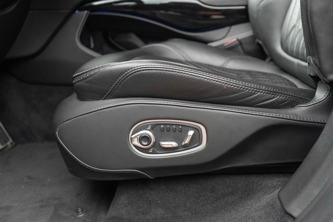 2021 Aston Martin DBX - Image 16 of 21