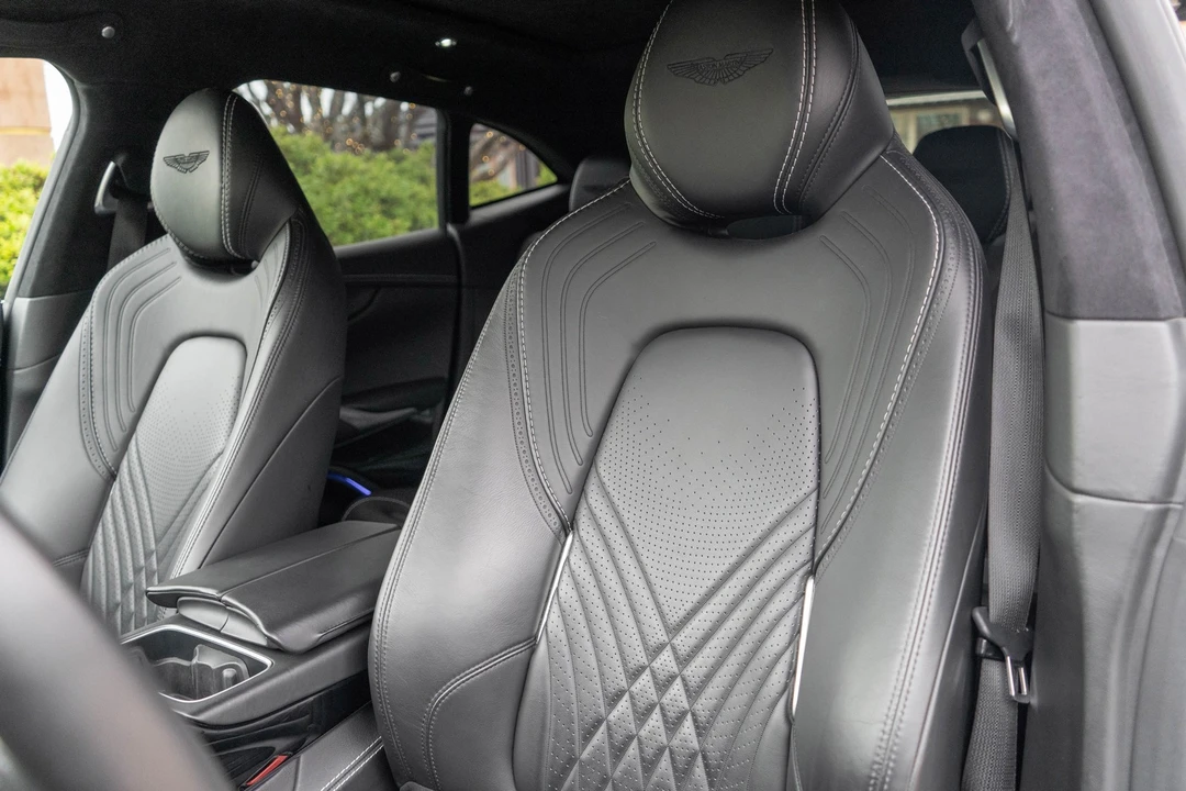 2021 Aston Martin DBX - Image 12 of 21