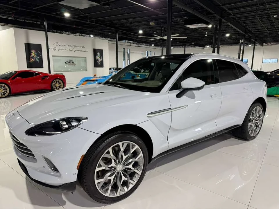 2021 Aston Martin DBX - Image 3 of 12