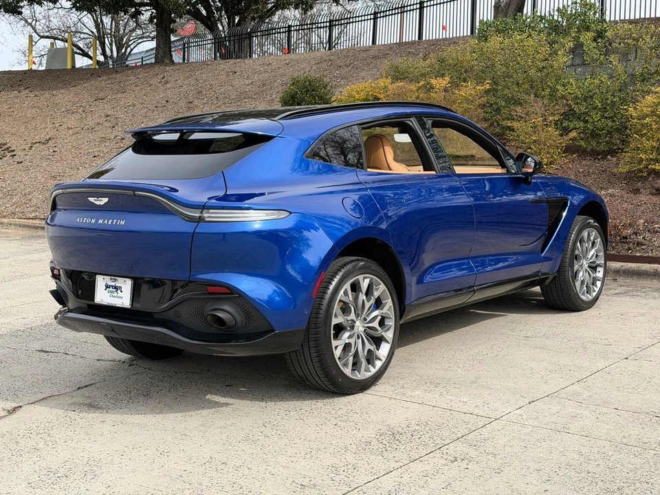 2021 Aston Martin DBX - Image 15 of 21