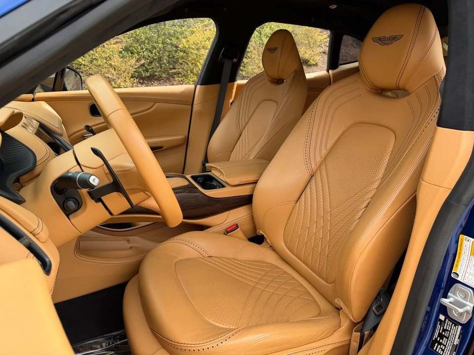 2021 Aston Martin DBX - Image 16 of 21