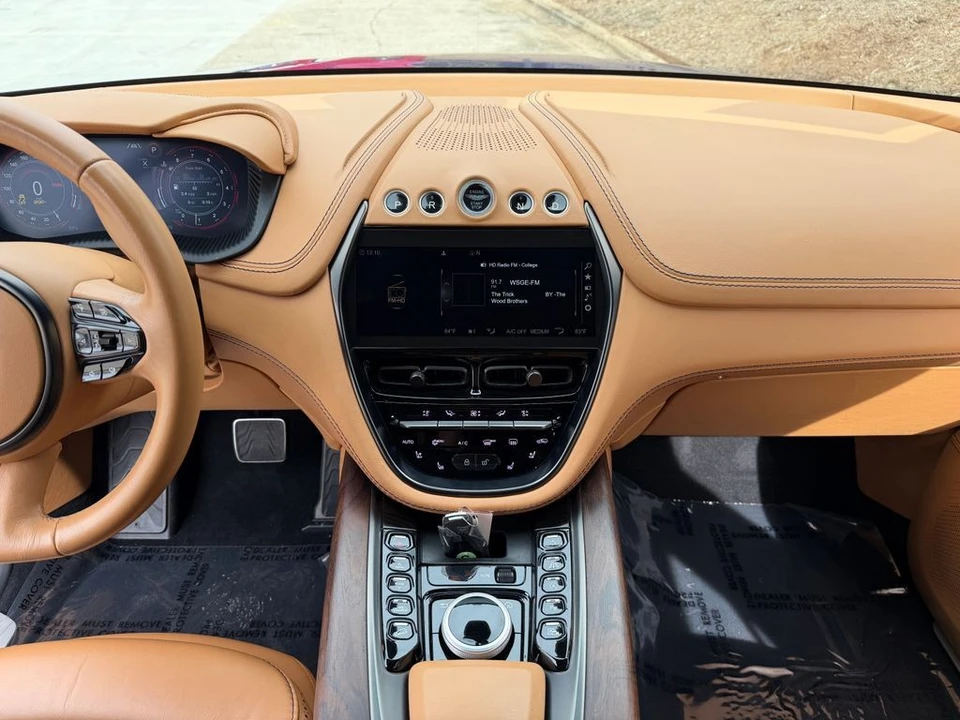 2021 Aston Martin DBX - Image 14 of 21