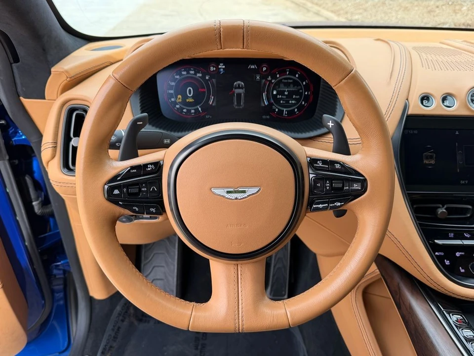 2021 Aston Martin DBX - Image 15 of 21
