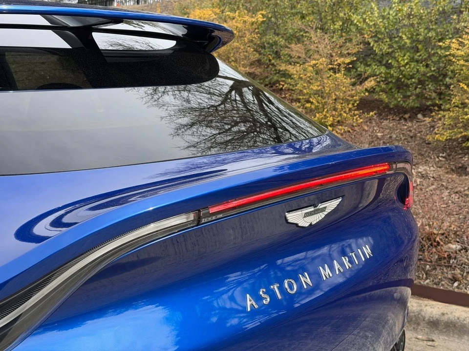 2021 Aston Martin DBX - Image 12 of 21
