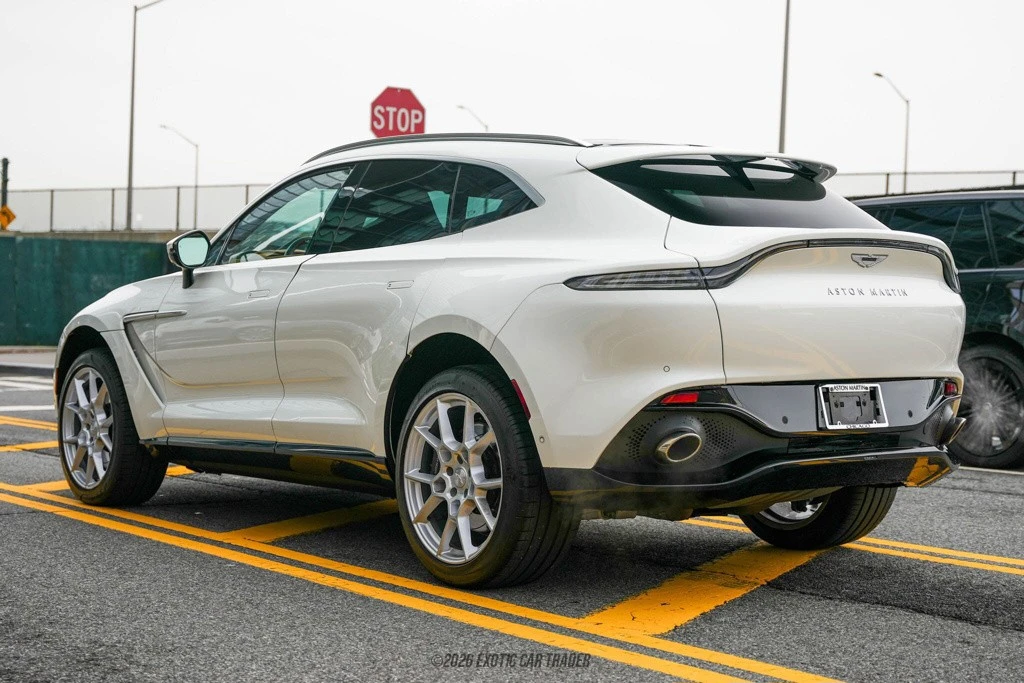2021 Aston Martin DBX - Image 6 of 12