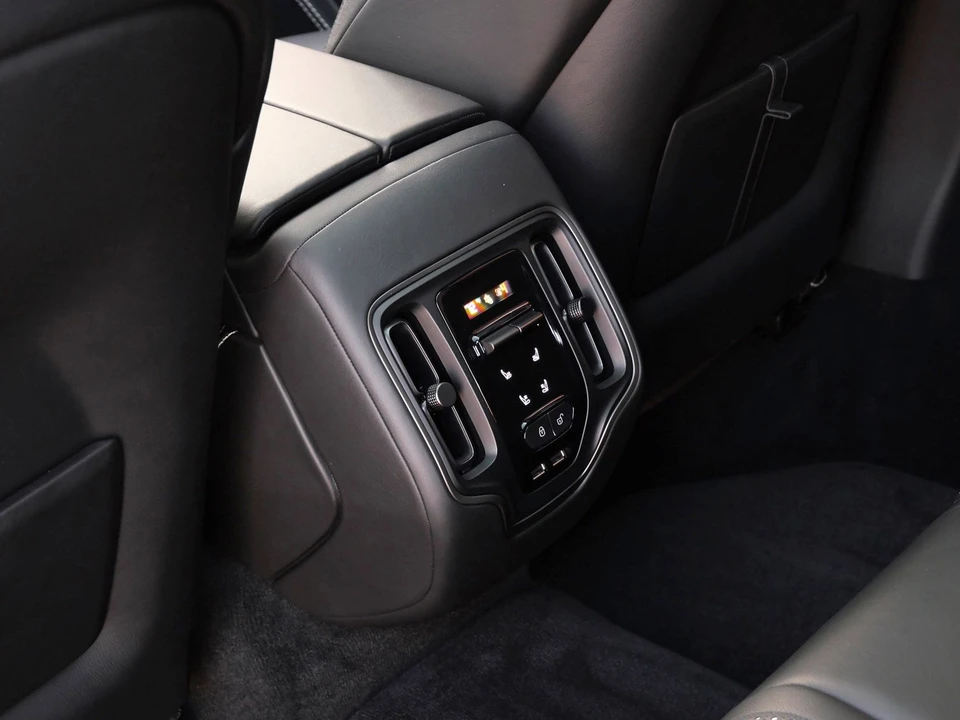 2021 Aston Martin DBX - Image 17 of 29