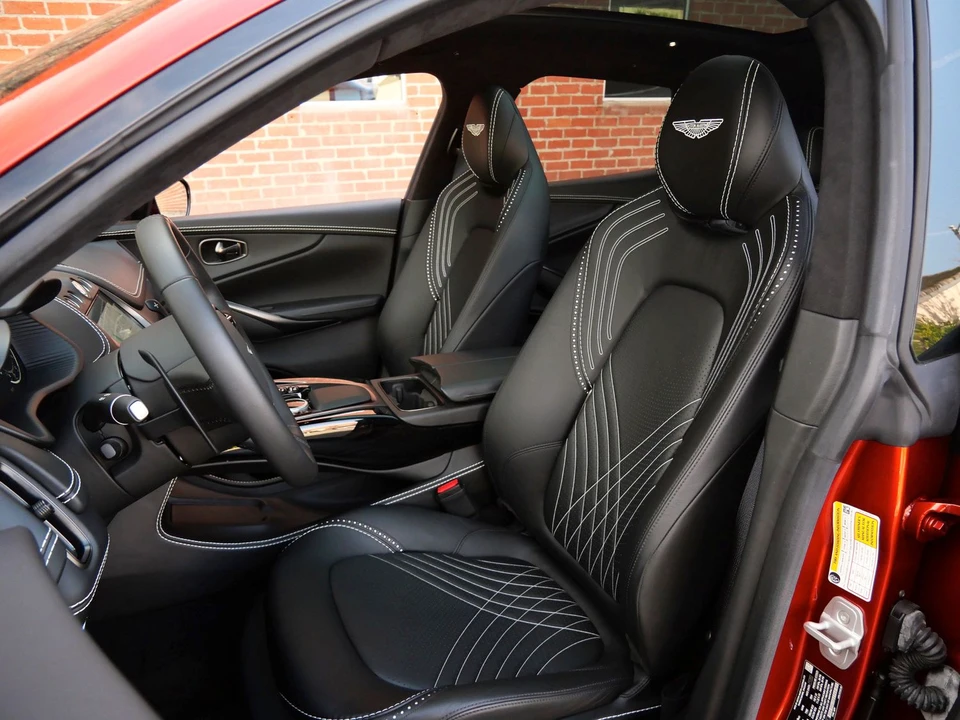 2021 Aston Martin DBX - Image 16 of 29