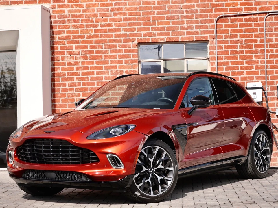 2021 Aston Martin DBX - Image 27 of 29
