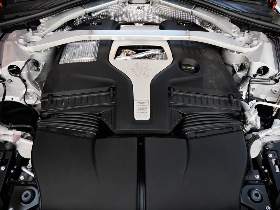 2021 Aston Martin DBX - Image 23 of 29