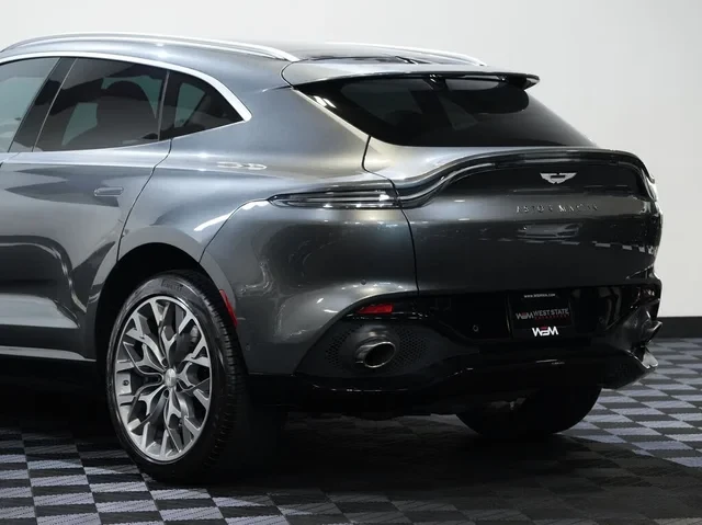2021 Aston Martin DBX - Image 15 of 20