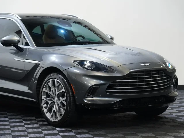 2021 Aston Martin DBX - Image 9 of 20