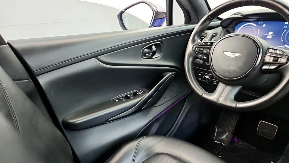 2021 Aston Martin DBX - Image 13 of 20