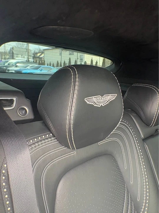 2021 Aston Martin DBX - Image 8 of 13