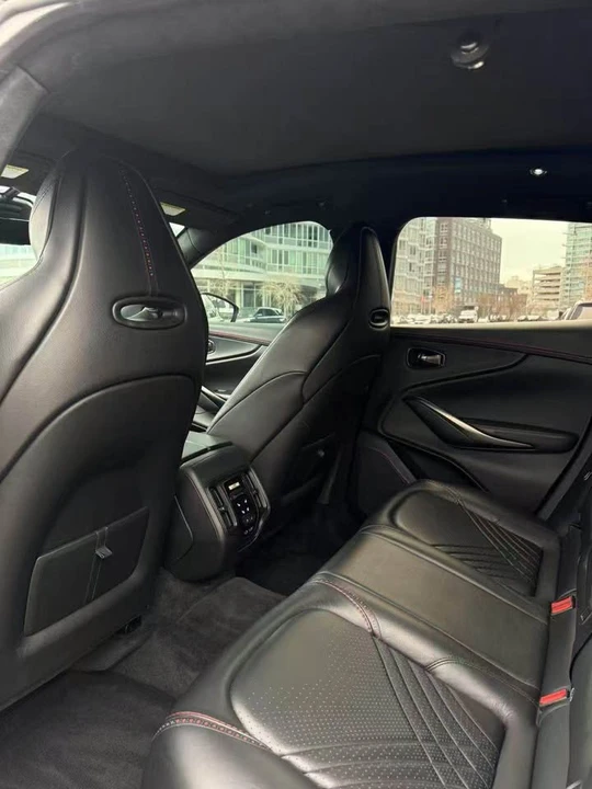 2021 Aston Martin DBX - Image 4 of 8