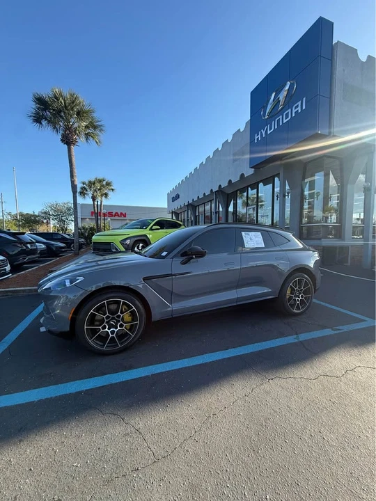 2021 Aston Martin DBX - Image 2 of 10