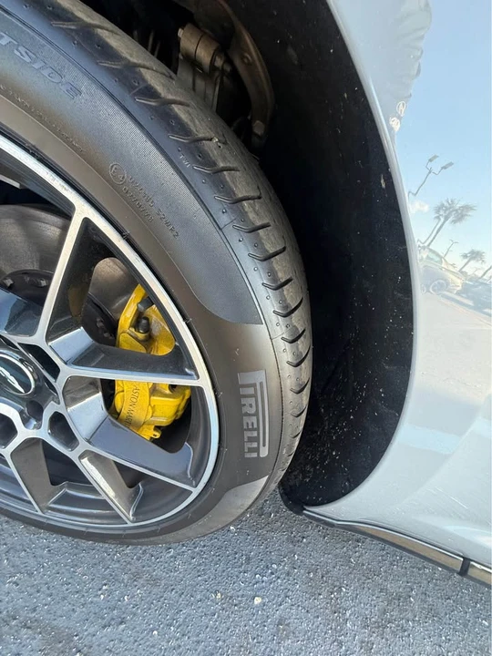 2021 Aston Martin DBX - Image 7 of 10