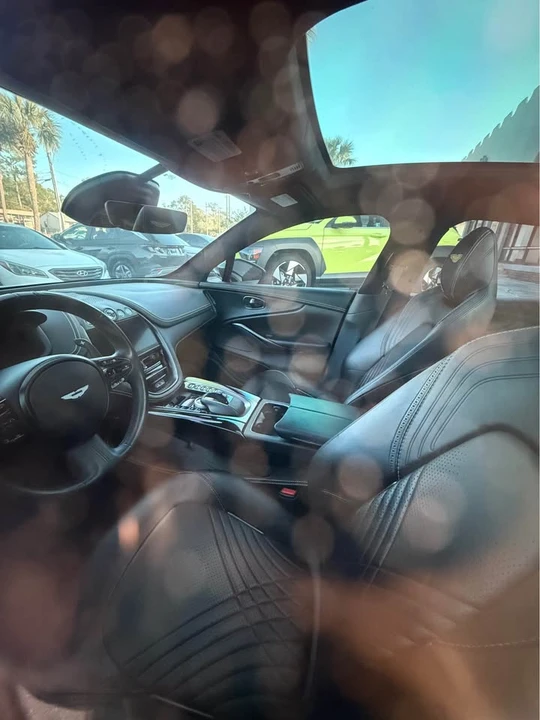 2021 Aston Martin DBX - Image 3 of 10